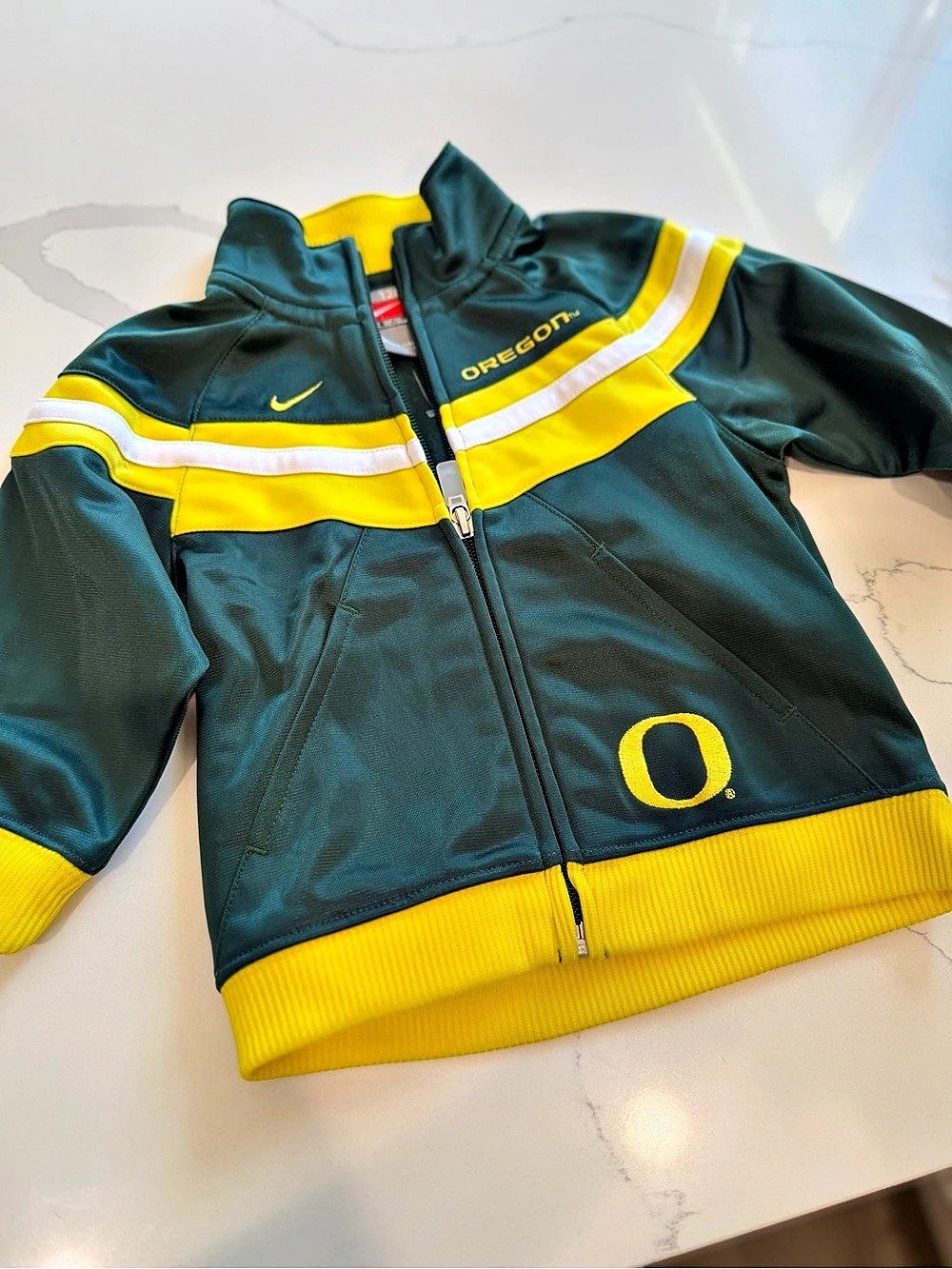 Nike Oregon Nike Team jacket Oregon Team Jacket Boys 12M Green & Yellow